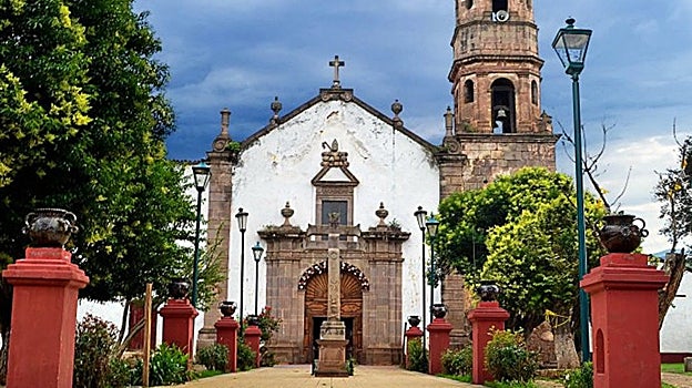 Iglesia Santa Fe de la Laguna, Quiroga