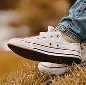 El truco para limpiar las Converse blancas y que queden impolutas