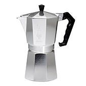 Cómo limpiar la cafetera italiana y dejarla brillante