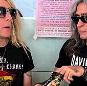 Lluvia de críticas a las 'Nancys Rubias' por una camiseta del Valle de los Caídos: «Una, grande y libre»