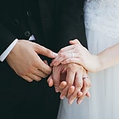 La inapropiada broma de un novio a su futura esposa ante el altar: «Me hacen eso a mí y vuelvo a estar soltera»