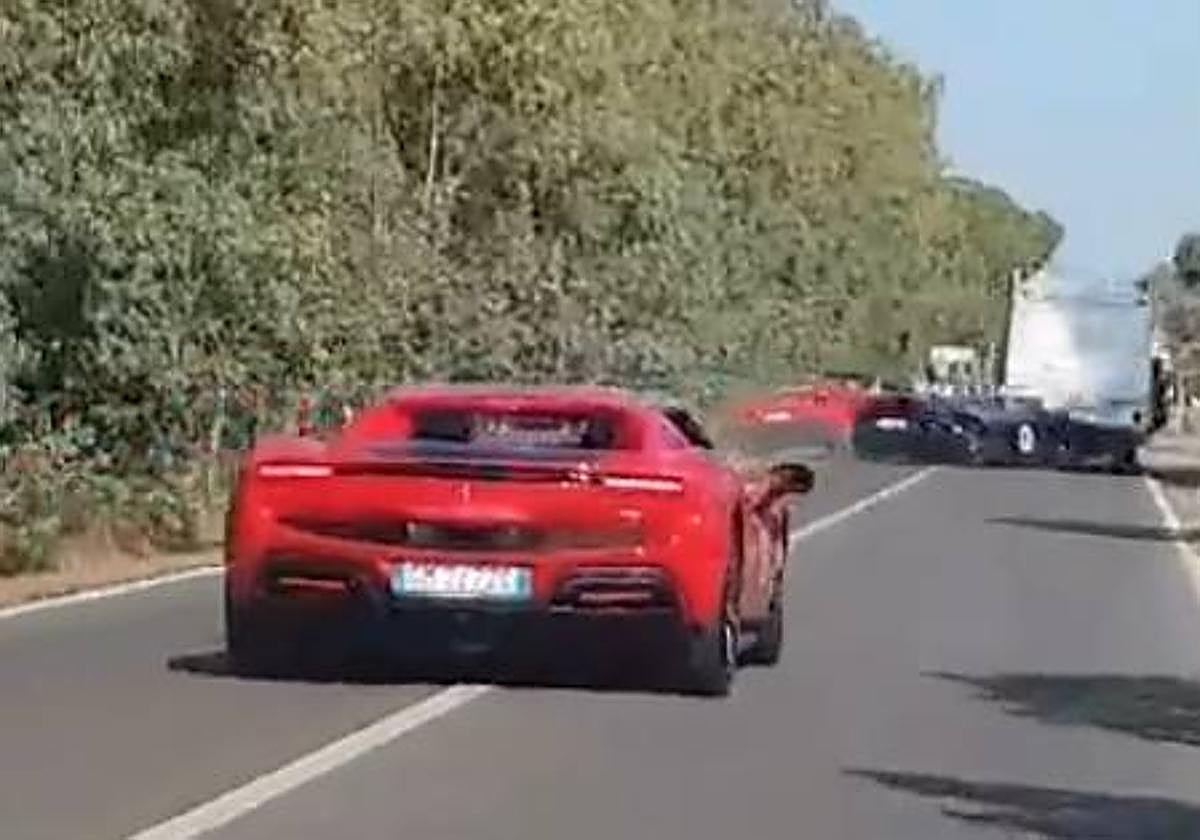 Dos muertos en un grave accidente de un Ferrari y un Lamborghini contra ...