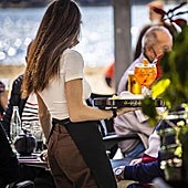 Una joven se marcha en plena entrevista de trabajo para un puesto de camarera: «La época de Franco pasó»