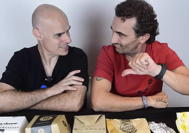Dos influencers españoles expertos en degustar hamburguesas emiten su veredicto sobre cuál es la mejor de franquicias
