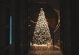 El sencillo truco para que tu árbol de Navidad quede de revista