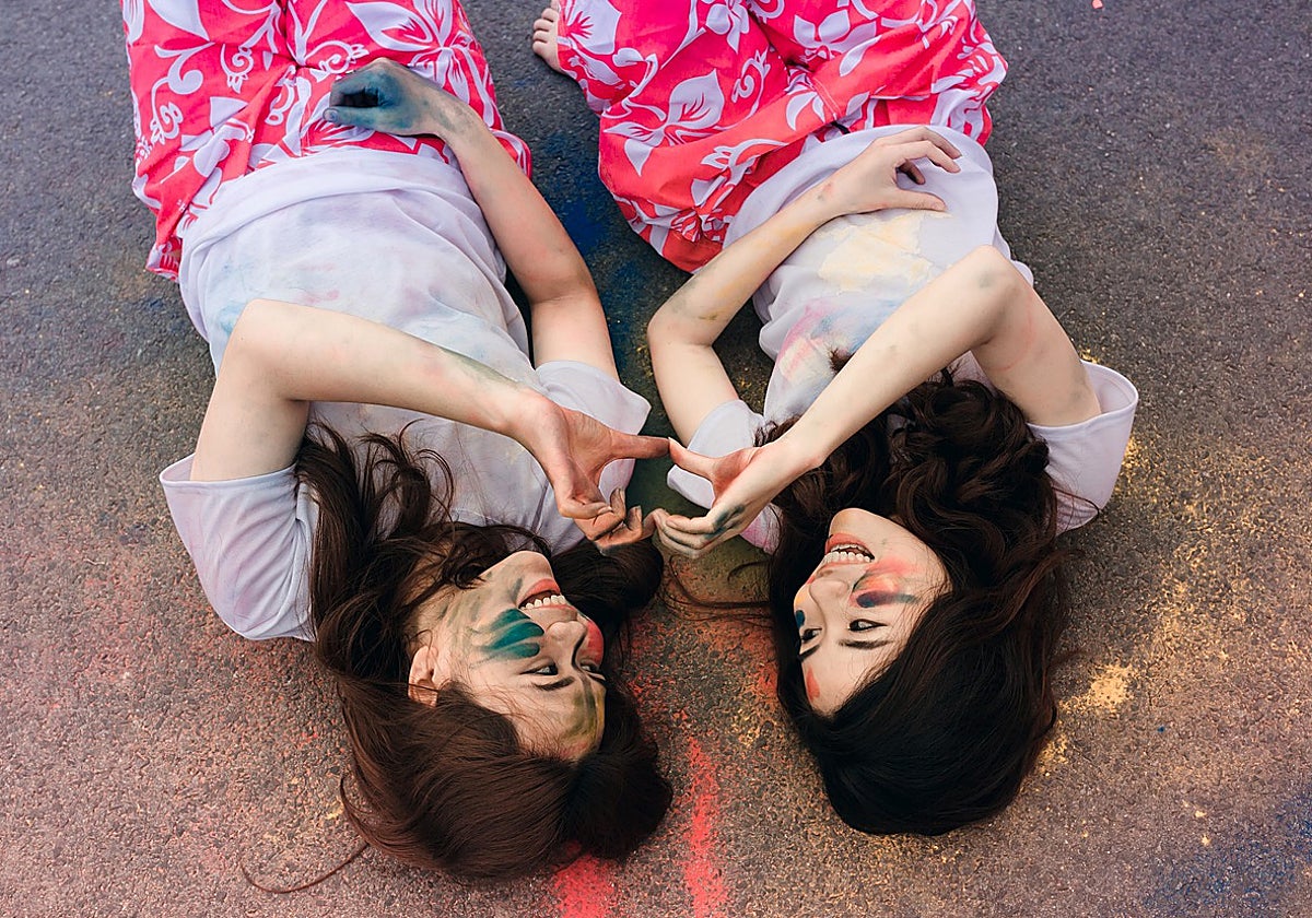 La ciencia concluye que hay una edad a la que se alcanza la felicidad más fácilmente