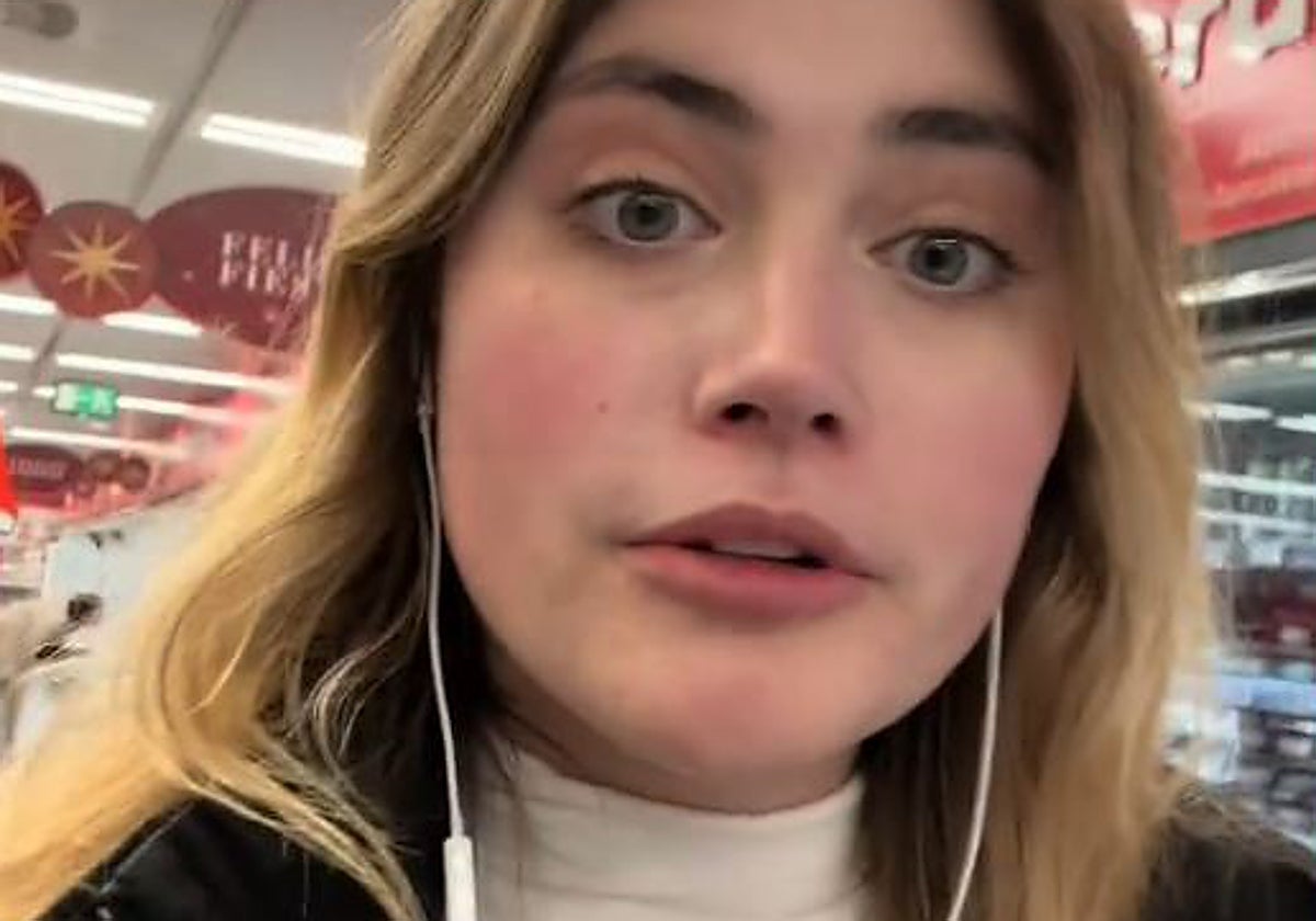 Danni, durante su video desde el pasillo de un supermercado