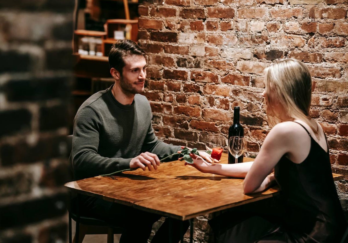 Las aplicaciones de búsqueda de pareja se han convertido, en los últimos tiempos, en el punto de partida de muchas historias de amor