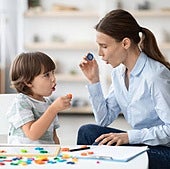 Un pediatra avisa de lo que pasa si tu hijo tiene esta edad y aún no ha desarrollado el habla: «Debemos buscar ayuda»