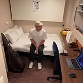 Un trabajador de un crucero revela cuál es la mayor ventaja de trabajar en el interior del barco: «No es la comida gratis»