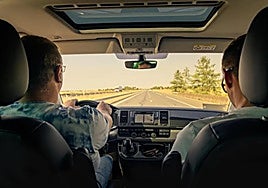 Un matemático explica por qué no tiene sentido conducir el coche a 140km/h en una autopista