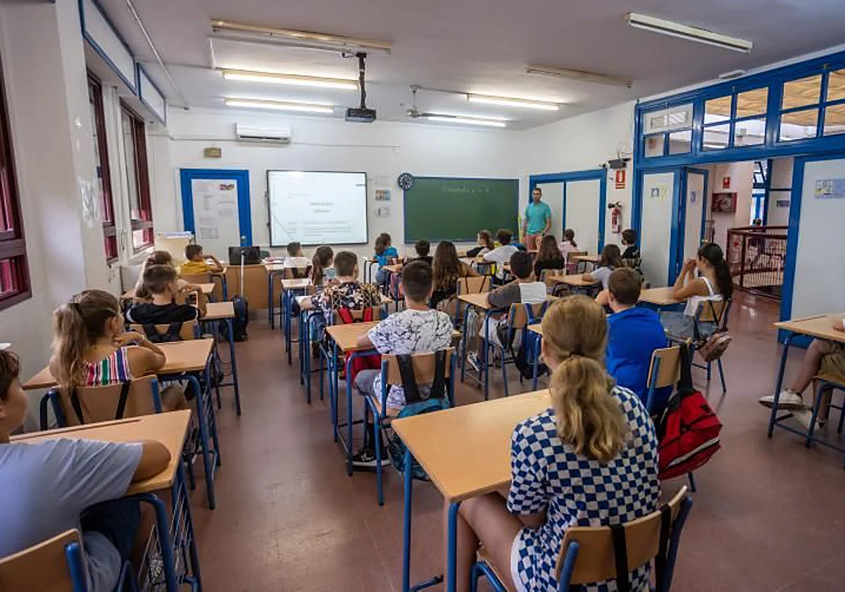 Visa de una clase, en una imagen de archivo