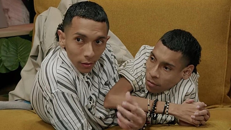 Unos gemelos siameses explican cómo es su realidad al compartir cuerpo: «Pensaba que no tenía corazón»