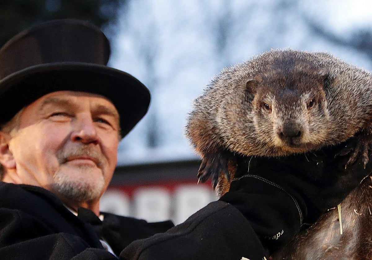 La famosa marmota Phil predice que el invierno será más largo de lo esperado