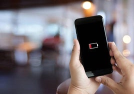 El truco para cargar el móvil en medio de un apagón si no hay electricidad: «Es muy fácil»