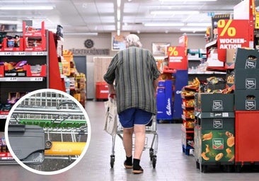 Va un supermercado de Alemania y enseña lo que tienen los carritos de este país que no existe en España