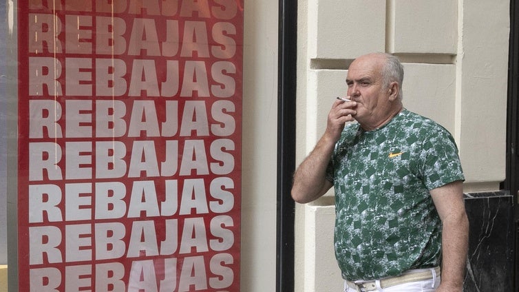 Cuándo empiezan las rebajas de verano en 2025: fecha en Zara, Mango, Pull & Bear, Bershka, Parfois y Stradivarius