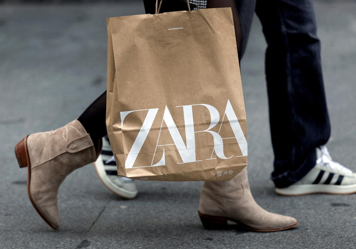 A qué hora empiezan las rebajas de verano hoy en Zara, Mango, Pull & Bear, Bershka, Parfois y Stradivarius en la app y cuándo en tienda