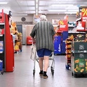 Va al supermercado a comprar y lo que le pasa con una abuela lo deja muy tocado