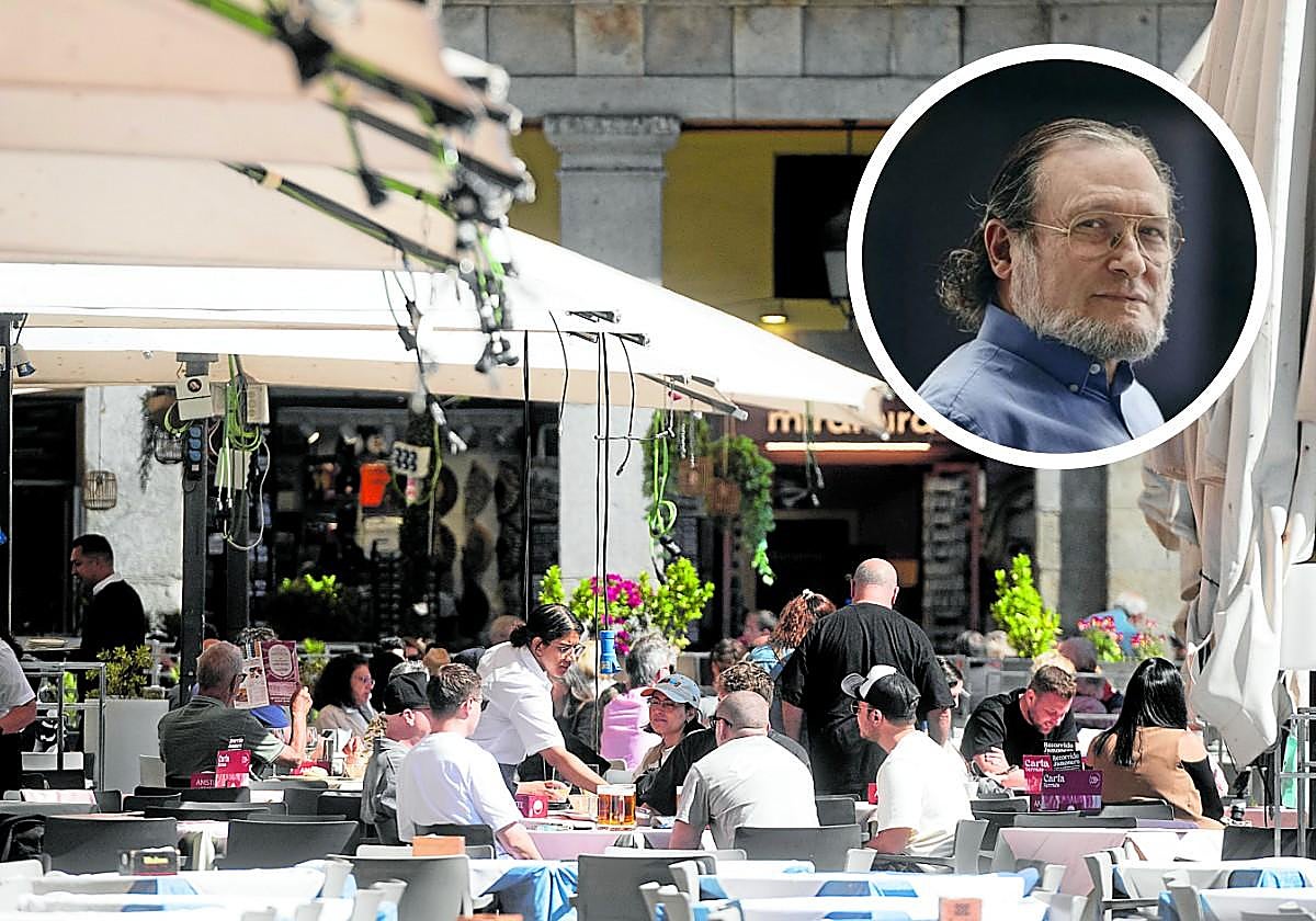 Niño Becerra, contundente con lo que ocurre a diario en muchas terrazas de los bares de España