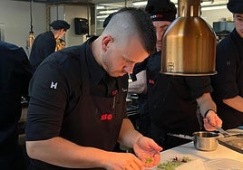 Un exempleado de Dabiz Muñoz revela cuánto dinero se gana por trabajar en DiverXo: «Empecé cobrando...»