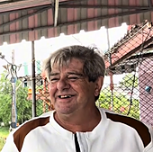 Un jubilado español que vive en Tailandia, orgulloso de la vida que tiene desde que está en este país