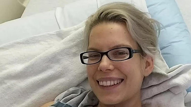 Se divorcia tras ser diagnosticada con un cáncer terminal y decide acostarse con 200 hombres antes de morir: «Quería sentirme liberada»