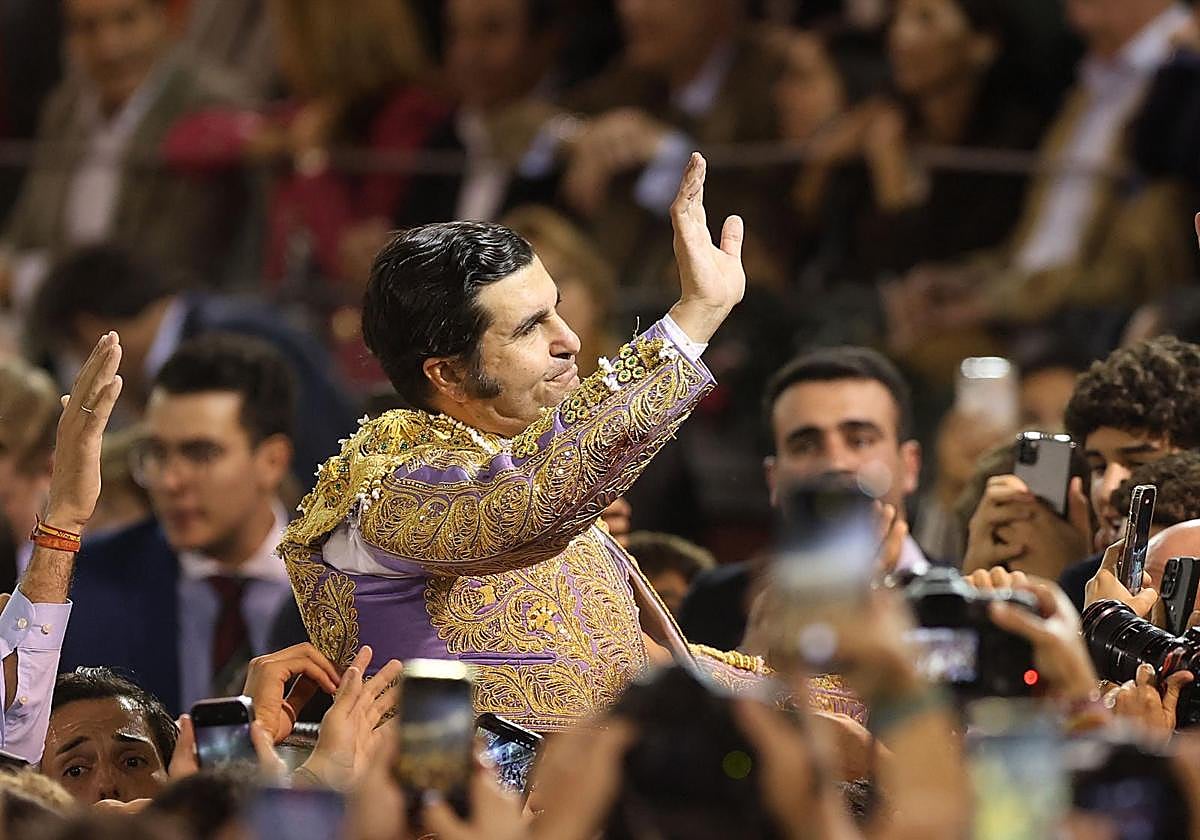 Preguntan a los jóvenes en Las Ventas qué opinan sobre la retirada de Morante de la Puebla tras su última corrida y son claros