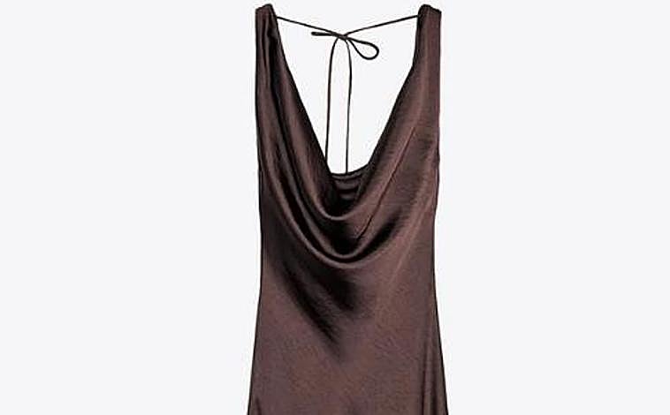 Imagen principal - Zara tiene un vestido por menos de 50 euros que es perfecto para eventos como bodas y Navidad