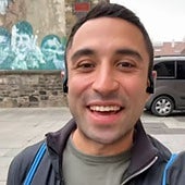 Un estadounidense que vive en España, fascinado con lo que se encuentra por las calles del país a diario: «No me acostumbro»