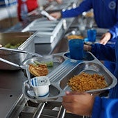 Una peruana que vive en España, contundente sobre cómo funcionan los comedores escolares en nuestro país