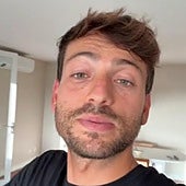 Un abogado laboralista opina sin filtros sobre si prefiere cobrar su sueldo en 12 o en 14 pagas