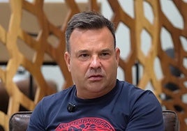 José Elías, empresario español: «Al Gobierno no le interesa que sepas de finanzas, porque si la gente supiera cómo funciona el sistema, habría una revolución»