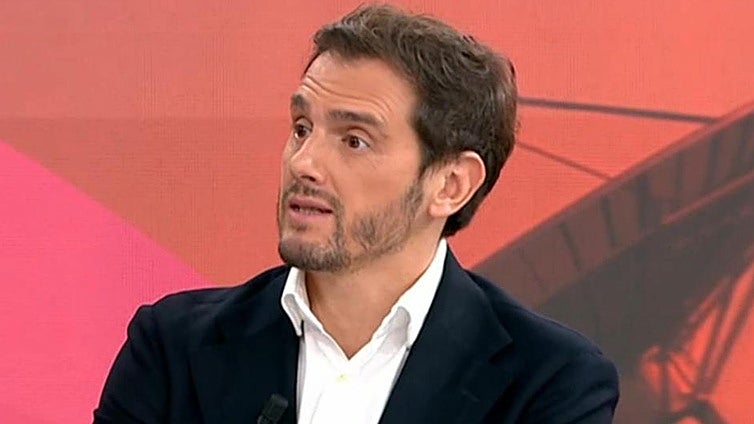 Albert Rivera, tajante sobre por qué Pedro Sánchez debe cobrar más dinero como presidente del Gobierno: «Tiene el sueldo de un funcionario medio-alto»