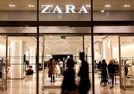 Ve lo que está pasando con las tallas de Zara en España y pone el grito en el cielo: «Te dicen que eres un monstruo»