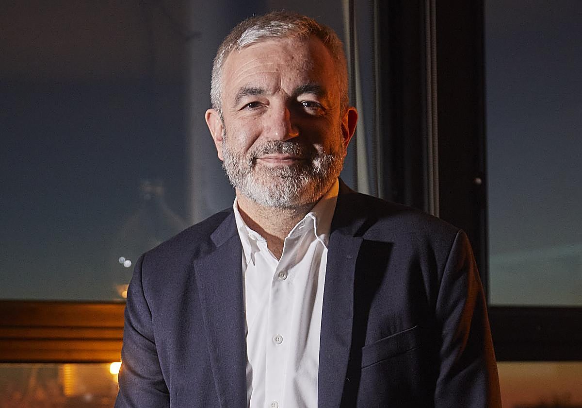 Luis Garicano, economista: «Principalmente, la economía española crece por el enorme crecimiento de la población»