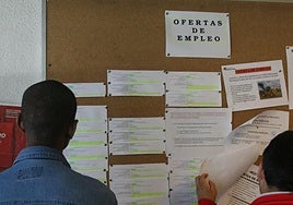Camilo, colombiano que lleva dos semanas en España: «Muchas empresas no me han dado trabajo por no tener papeles»