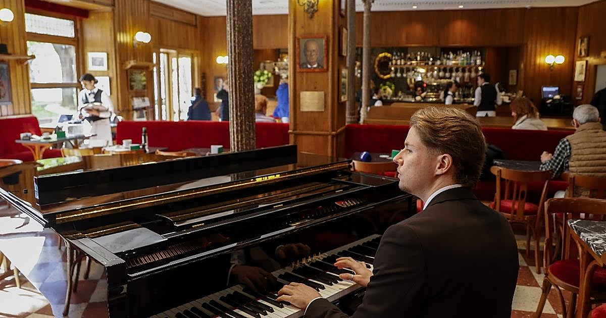 Los precios de la carta del Café Gijón tras su reapertura: una pizza margarita por 24 euros y propina sugerida