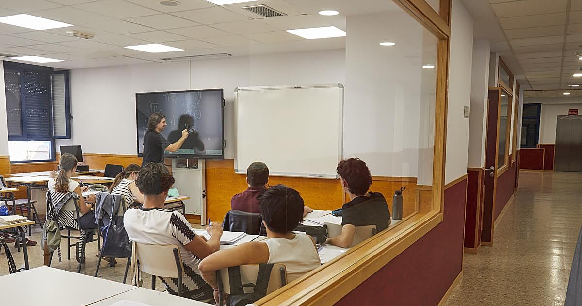 Pablo, profesor, enfadado con lo que sucede con los padres de los alumnos en España: «No podemos pararles los pies»