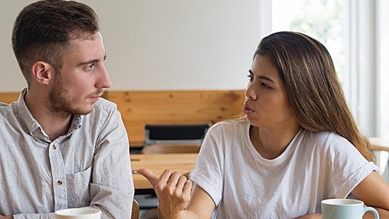 Javier Botía, campeón mundial de mentalismo: «Las mujeres tienen mejor sexto sentido que los hombres porque llevan el lenguaje no verbal mejorado de serie»
