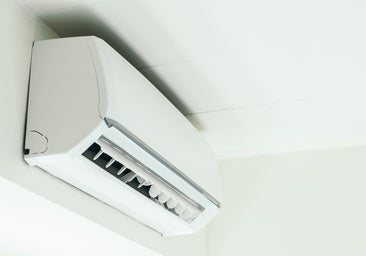 «No pongas el aire acondicionado a 18 grados, ponlo a 24. Es la misma sensación térmica y gastas mucho menos»