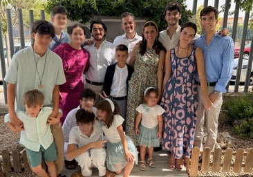 Irene Alonso, madre de 12 hijos: «Mi vida es humanamente agotadora. No puedo sentarme a rezar porque tengo que poner cuatro lavadoras»