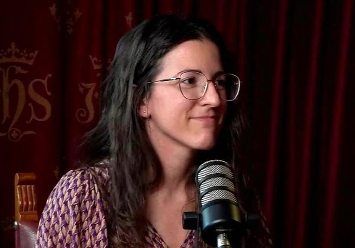 Estefanía, de Guardia Civil a monja de clausura: «Estudié Derecho. Después fui a la Legión, y luego entré en el Cuerpo» 썸네일