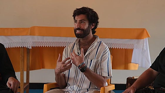 Carlos Bobillo, misionero en Burundi: «Vienes de España con tus ideas, con tu 'yo' en el centro, y aquí te das cuenta de que eso vale muy poco»