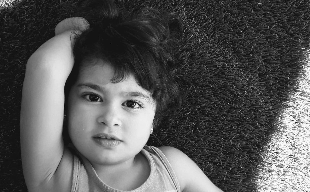 Isabel tiene el síndrome de Cohen, una enfermedad rara que solo sufren una docena de personas en España