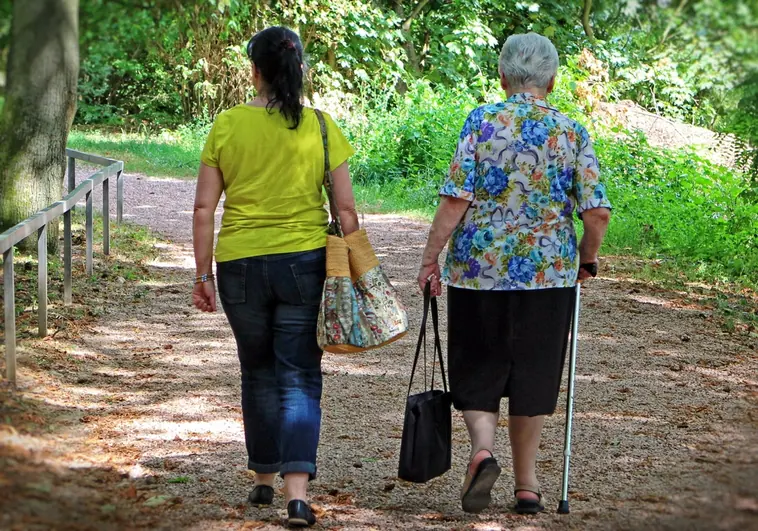 ¿Es eficaz caminar para perder peso?