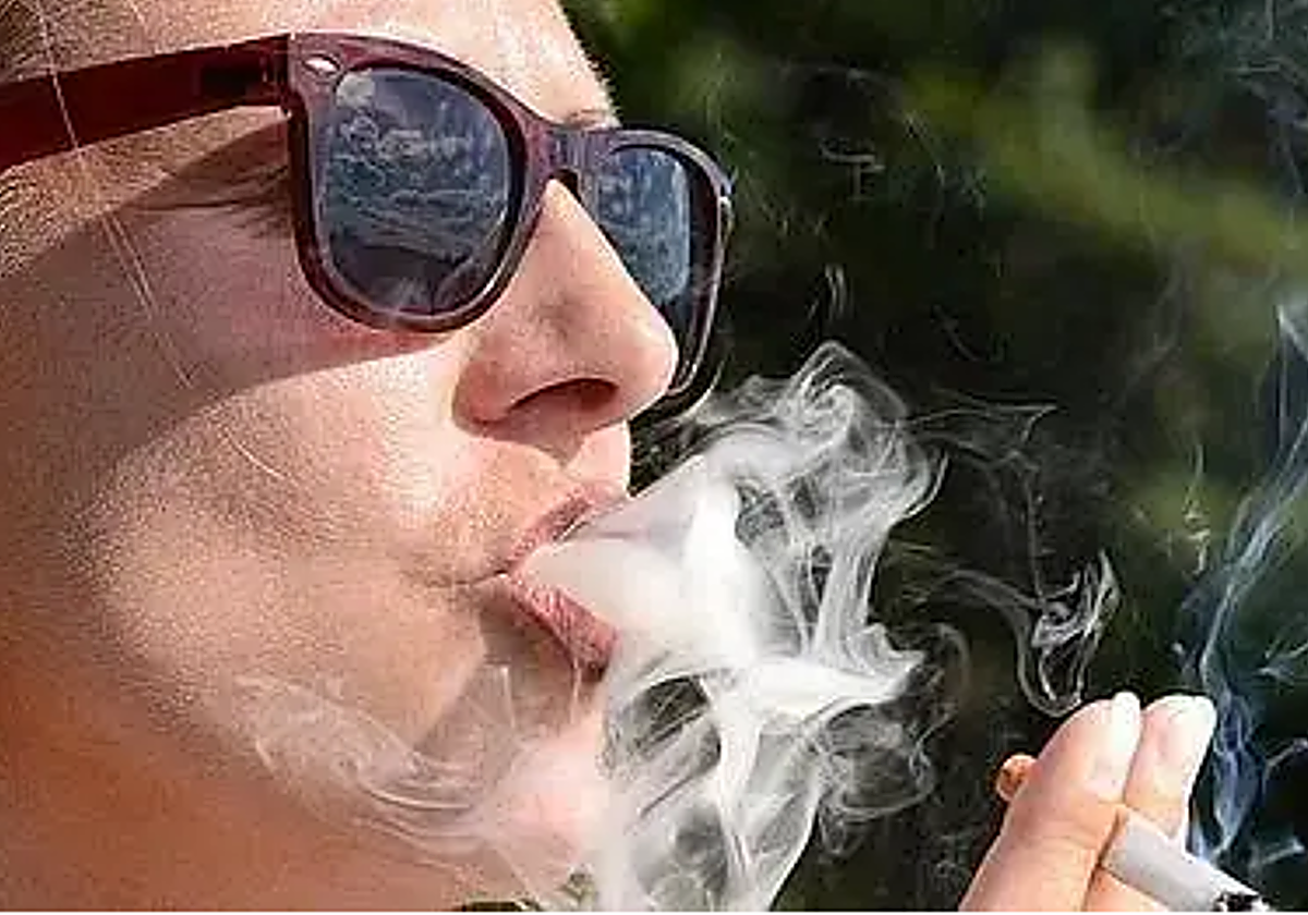 Mujer y adicta a la nicotina: la culpa es de los estrógenos