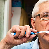 Un estudio establece una conexión entre no lavarse los dientes y las enfermedades cardiovasculares