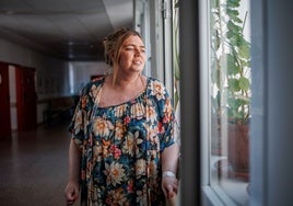 La lucha de Iara contra el cáncer (IV) : «Mientras me desangraba, la burocracia no permitía al médico acceder a mi historial»