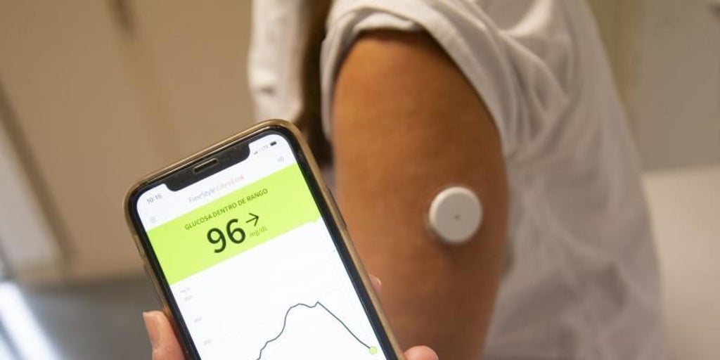 Sanidad advierte de errores en la aplicación de un dispositivo de medición de la glucosa